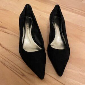 Ralph Lauren suede Kitten Heels in size 7M